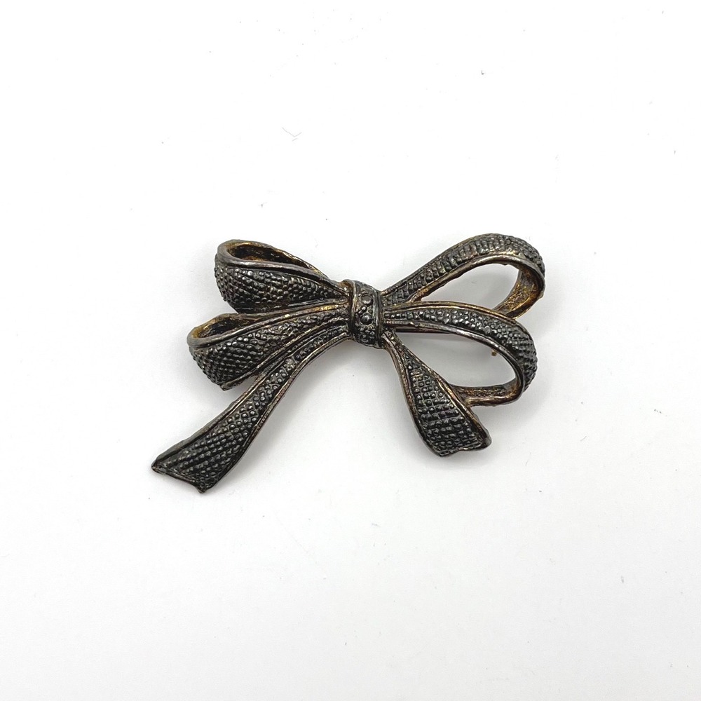 Vintage‎ Antiqued Silver Tone Textured Bow Brooch Ribbon Pin Jewelry
